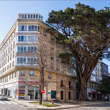 Cerca Del Centro, Y La Playa * Viveiro