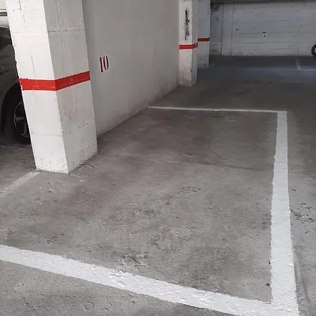 Cerca Del Centro, Y La Playa